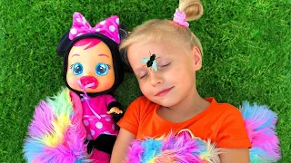 Alisa and Dad and picnic in the Forest | Stories for Children