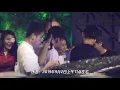 张继科“手扶美女”后否认恋情,金晨和董又霖亲吻被拍,骑虎难下