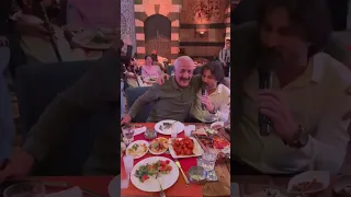 الفنان أيمن زيدان يغني كوكب الشرق أم كلثوم مع المطرب ثائر سلطان دندنها