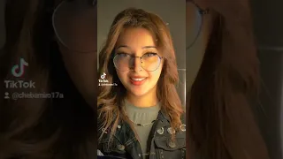 الشابةميرو يحسدوك كي يشوفوك تضحكي 