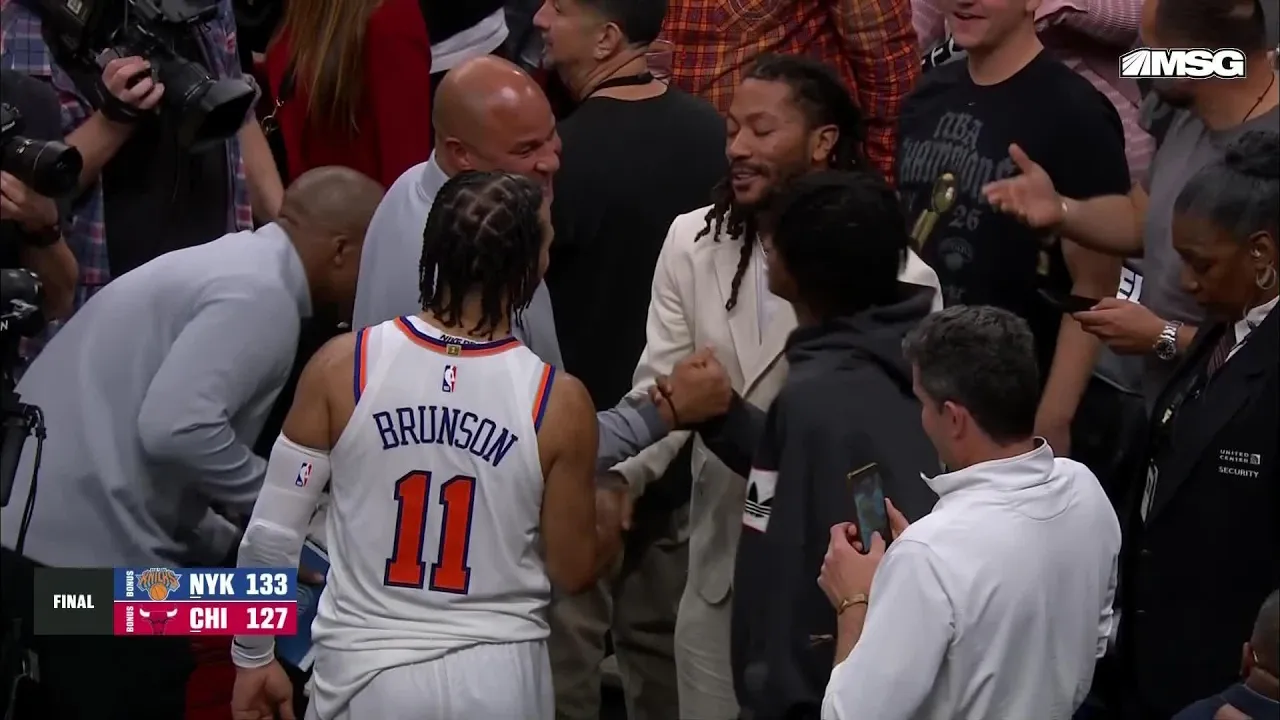 Jalen Brunson, family show love to Derrick Rose after Knicks-Bulls | NBA on ESPN