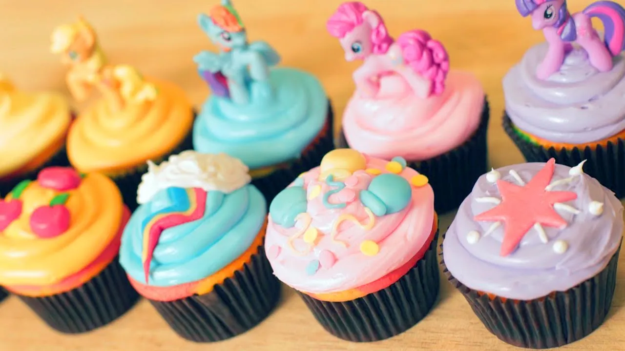 MY LITTLE PONY CUPCAKES NERDY NUMMIES