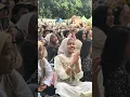 Vibes Piknik di Kebun! Aku Jeje Nyanyi “Lihat Kebunku” di Panggung Commvaganza