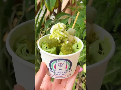 マイナス10度の鉄板でくるくる巻き上げて作る抹茶ロールアイス！ #japanaesefood