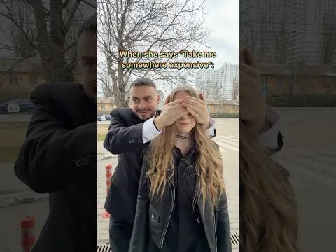 😁