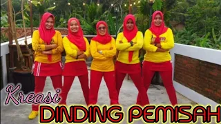dinding pemisah kreasi 