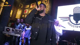 ola dips and chinko ekuns performance at peruzzi live industry nite