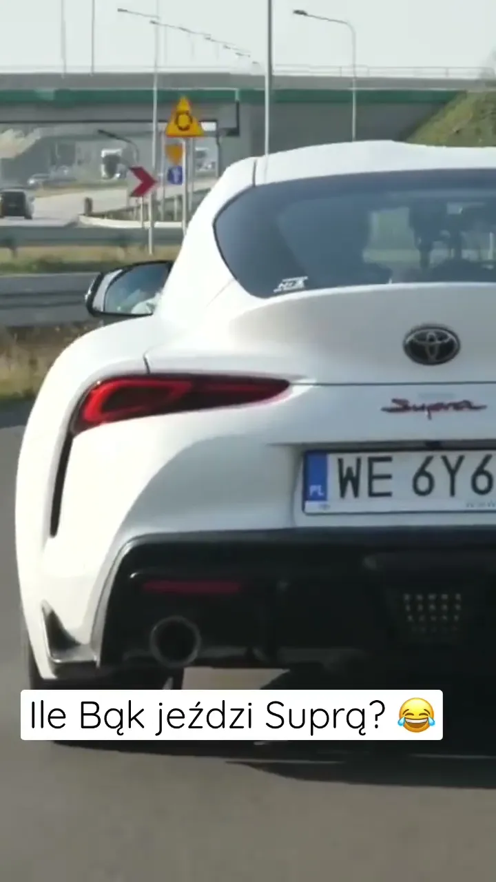 Tak szczerze, średnio 130 na godzinę? 🤣 #supra #toyota #caroseria #shorts