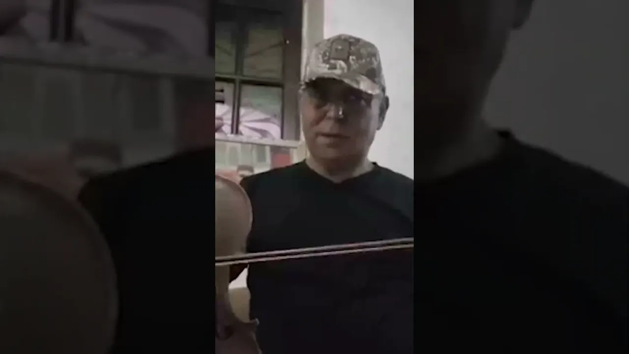 تقسيم حر على الكمان