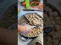 Download Lagu bAKSO JUMBO KUAH KALDU STRONG !! #bakso #shorts #makanindonesia #short