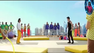 اكشن شاروخان مع الفتي الصيني 