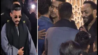 Mohamed Ramadan S Reaction When He Saw Jaafar Al Omda In Front Of Him At His Father S Funeral 
