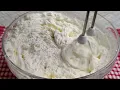 Coupes de gâteau au fromage aux fraises rapides et faciles sans cuisson