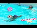Download Lagu Monkey Kyo shows off her swimming skills in the gorgeous pool with dad!