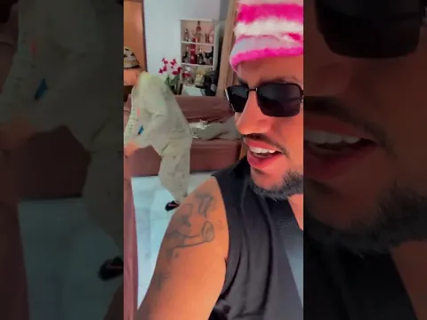 SHORTS DE JR BOBINHO E MAINHA