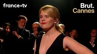 Cannes Film Festival: @zaho_de_sagazan performs David Bowie's "Modern Love" for Greta Gerwig