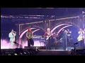 Download Lagu The Jonas Brothers \u0026 5 Seconds Of Summer - She Looks So Perfect (Live)