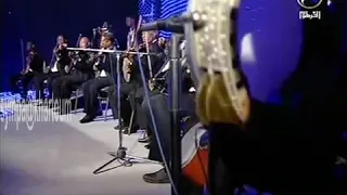 الموسيقار السوداني محمد الامين يغني سعودي يا ناعم العود  الموسيقار السوداني محمد الامين يغني سعودي يا ناعم العود