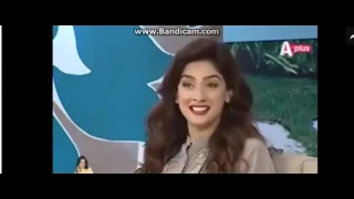 کیا آپ عمران ہاشمی سے Kiss کریں گی تو صبا قمر نے 