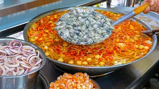 Classic Taiwan Street Eats! Giant Seafood Soup, Fried Milkfish Belly & Crispy Fried Crab 