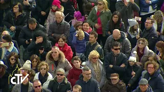 Angelus 08-12-2017