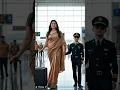 Download Lagu Pilot husband comes to receive his pretty tall wife at airport terminal#ailady #theindianlady#indian