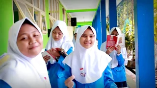 Download (Official Music Video) Membaca - (Komunitas Apple Manis) SMP Negeri 1 Singaparna #LaguGLSWJLRC MP3