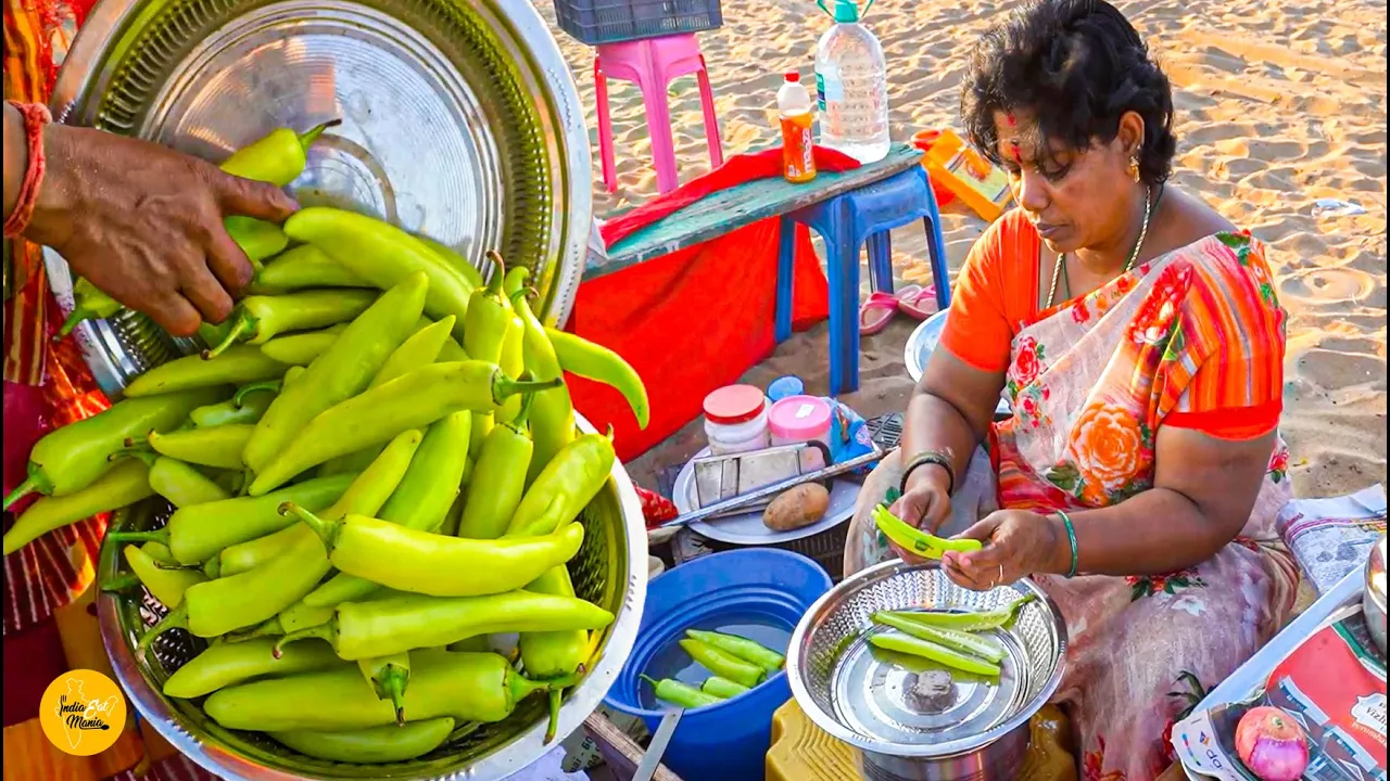 Chennai Most Popular Aunty Selling Mirchi Bhajiya In Marina Beach Rs. 50/- Only l Tamil Nadu Food