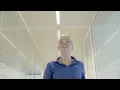 Download Lagu Videoportret Anna-Marie Helbig (ondertiteld)