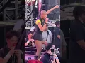 Lagu Willow smith performing WAIT A MINUTE