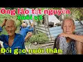 Download Lagu The disabled old man raises ducks in exchange for rice to make a living.