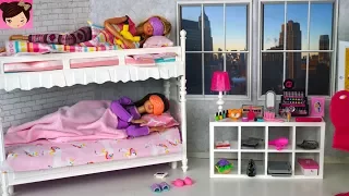 Download Barbie Sisters Bunk Bed Bedroom Morning Routine - Playing with Doll House Bathroom Tub MP3