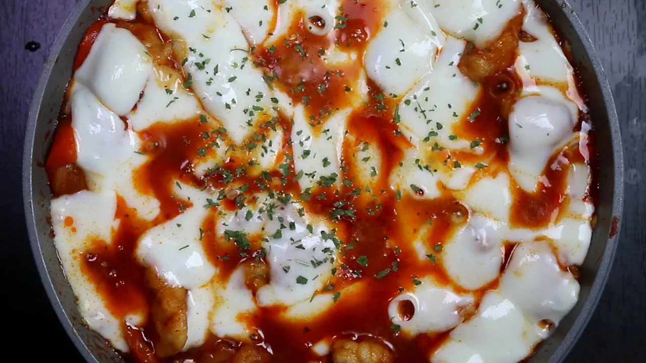 김피탕 (김치피자탕수육)