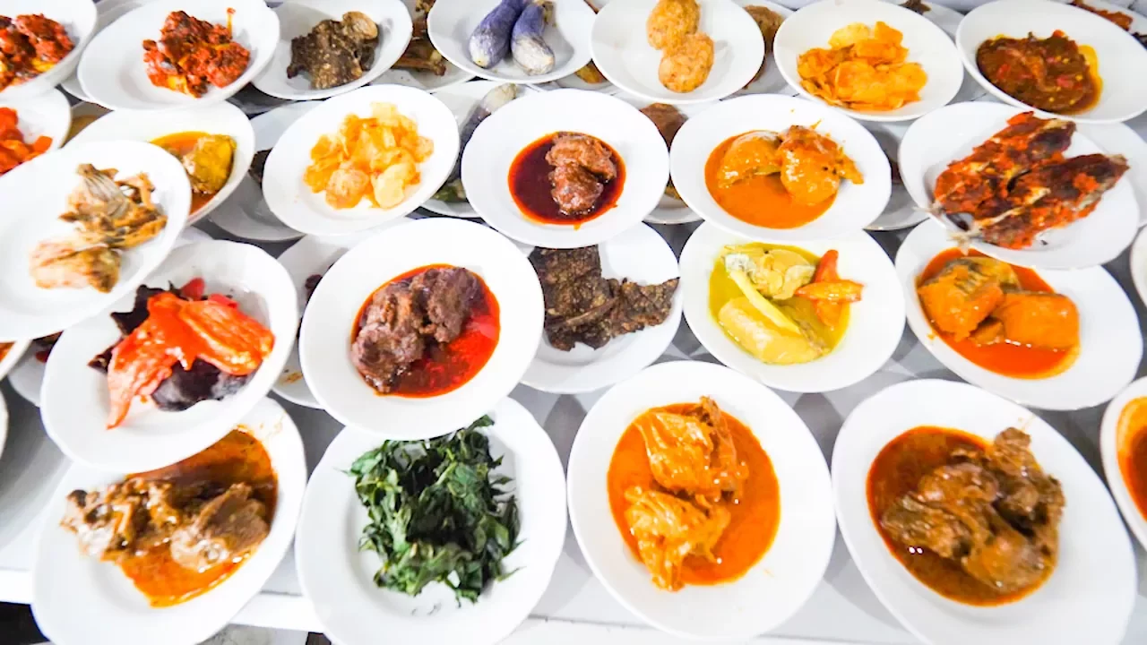 Indonesian STREET FOOD Tour in Jakarta, Indonesia! BEST + CHEAPEST  Street Food Around The World!