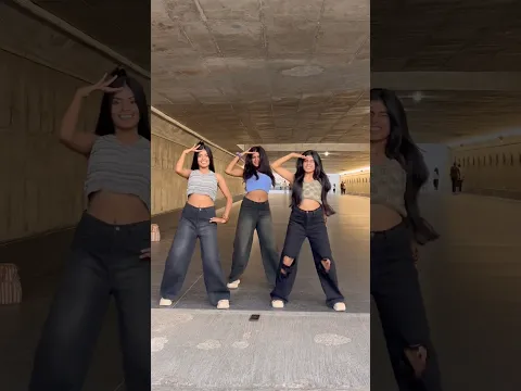 Nazre tujhpe meri πππ
#dance #viral #trendingshorts #sisters #viralshortvideo #shortsfeed