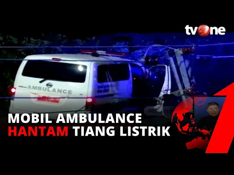 Ambulance Hantam Tiang Listrik, Diduga Sopir Belum Mahir Mengemudi | tvOne