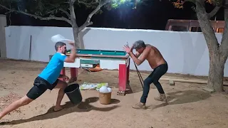 O REI NÃO GOSTOU DAS BOLAS DELE  