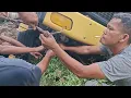 Download Lagu EVAKUASI- trik damtruk kelelahan terbayar saat penarikan supir gembira 100%