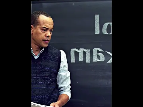 Este hombre es un genio.