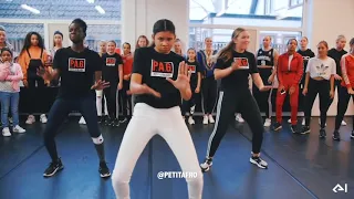 petit afro presents assi ft bm gwara nao para official dance video eljakim video