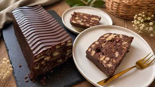 🍫 Tortë pa pjekje me biskota, çokollatë & lajthi – aq e shijshme sa s’ndalet me një copë! 