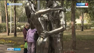 Скульптура высотой 2,5 метра исчезла из сквера Молодоженов в минувшие выходные