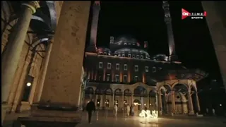 اذان الفجر     بصوت الشيخ نصر الدين طوبار   على قناة           في مسجد مصر الكبير في راس السنة      دندنها
