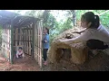 Download Lagu Single Mom Raising Her Child Alone Builds a Clay Stove and a 1975-Style Outdoor Toilet in the Forest
