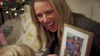 Deliver more happy for the holidays with FedEx