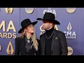 Who is Lainey Wilson engaged to Here s what to know about Devlin Duck Hodges
