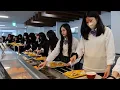Lagu 600 High School Girls Destroy their School's Friday Lunch Buffet!