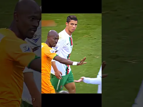 Drogba's reaction to Ronaldo's shot 💀🚀 #ronaldo #powerful #shot #shot #trending