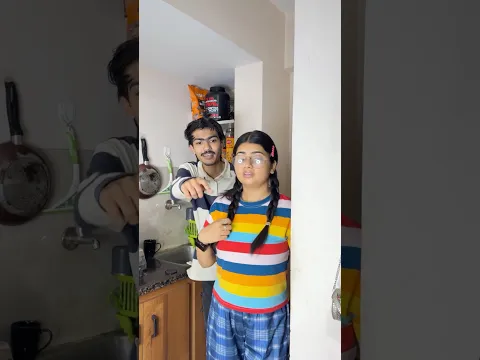 Bhaiya ke paise Hue Chori🥷😱😱|tushar09|#shorts #comedy #funny #childhoodmemories #tushar09