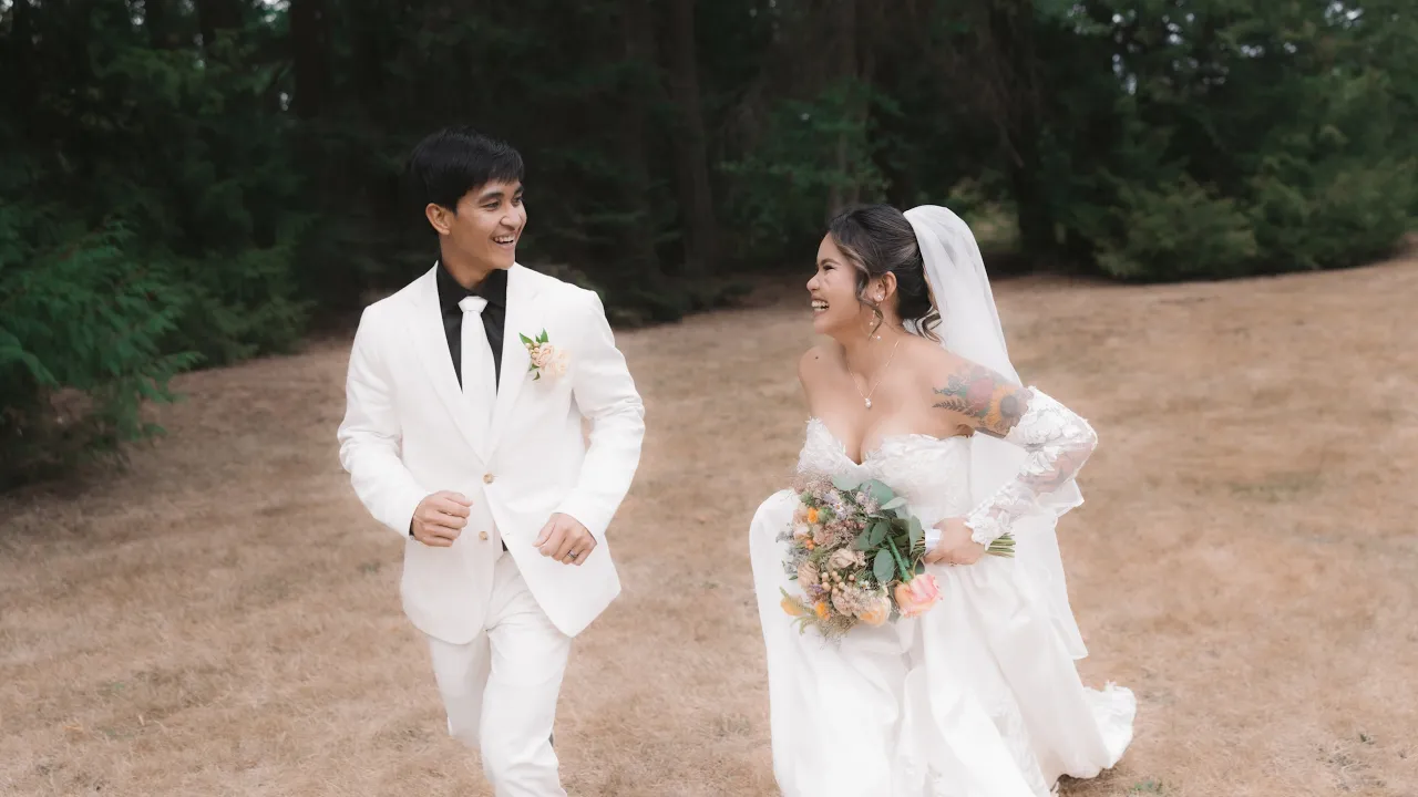 Watch Sarah & Cleve’s signature highlight at Patio Gardens - Victoria, British Columbia — video preview